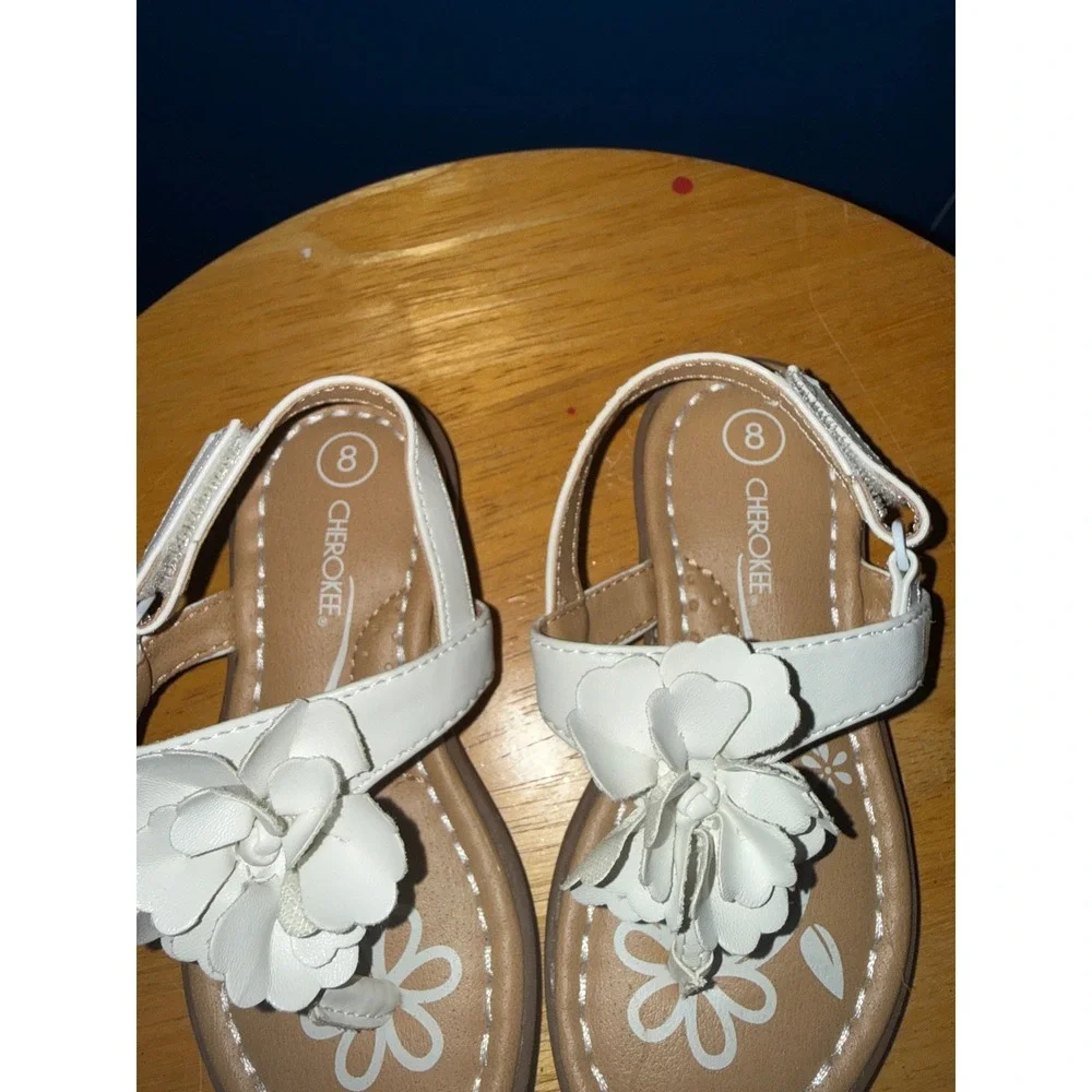Cherokee Girls White‎ Flower Sandals Size 8 Toddler Slingback Thong Flat Shoes